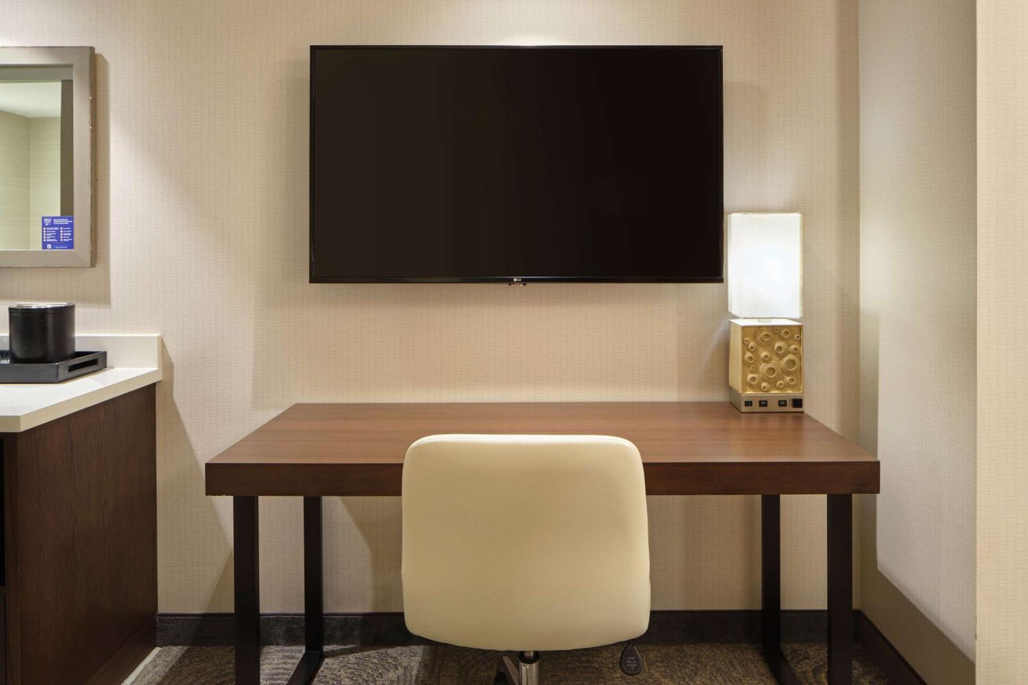 Embassy Suites By Hilton Oahu Kapolei - Free Breakfast Extérieur photo
